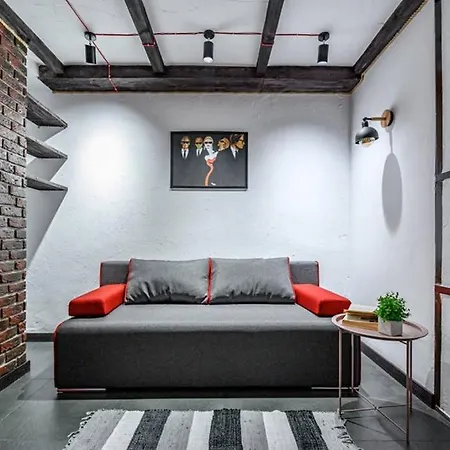 Daire лофт у центрі, три квартали до дерибасівської Fainorent Odessa
