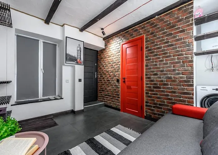 Appartamento три квартала от оперного-тихий лофт-новый апарт *