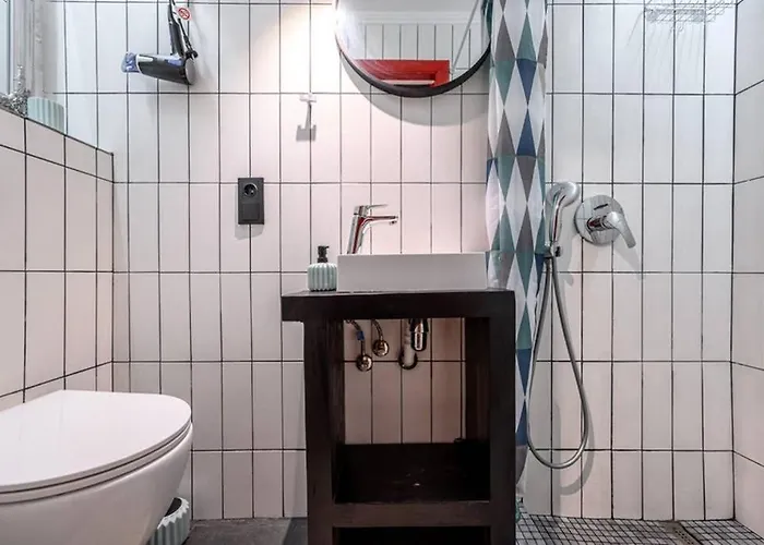 Apartman три квартала от оперного-тихий лофт-новый апарт