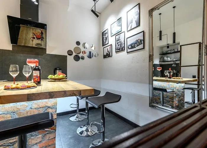 три квартала от оперного-тихий лофт-новый апарт